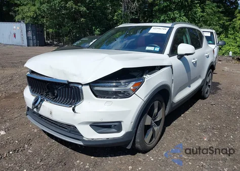 2019 Volvo Xc40 T5 Momentum/T5 R-Design from USA, damaged, VIN YV4162XZXK2018433